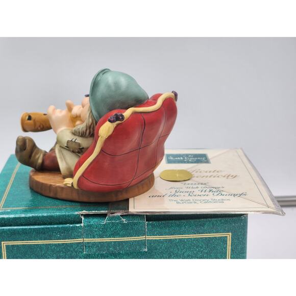 WDCC Sleepy “Zzzzzzz” Figurine Snow White Seven Dwarfs Disney Retired Box COA - Picture 9 of 16